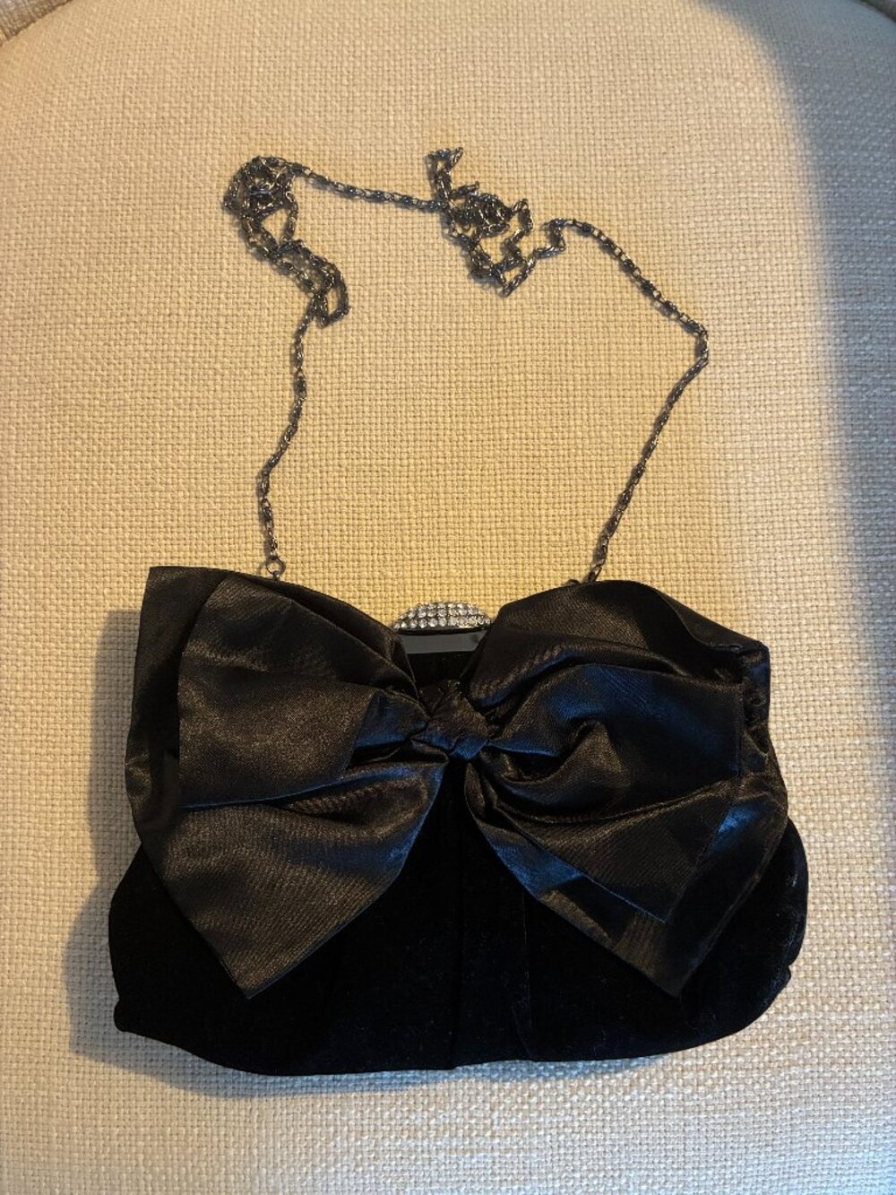 Neiman Marcus Black Velvet Lined Rhinestone Snap Closure w/Satin Bow Evening Bag